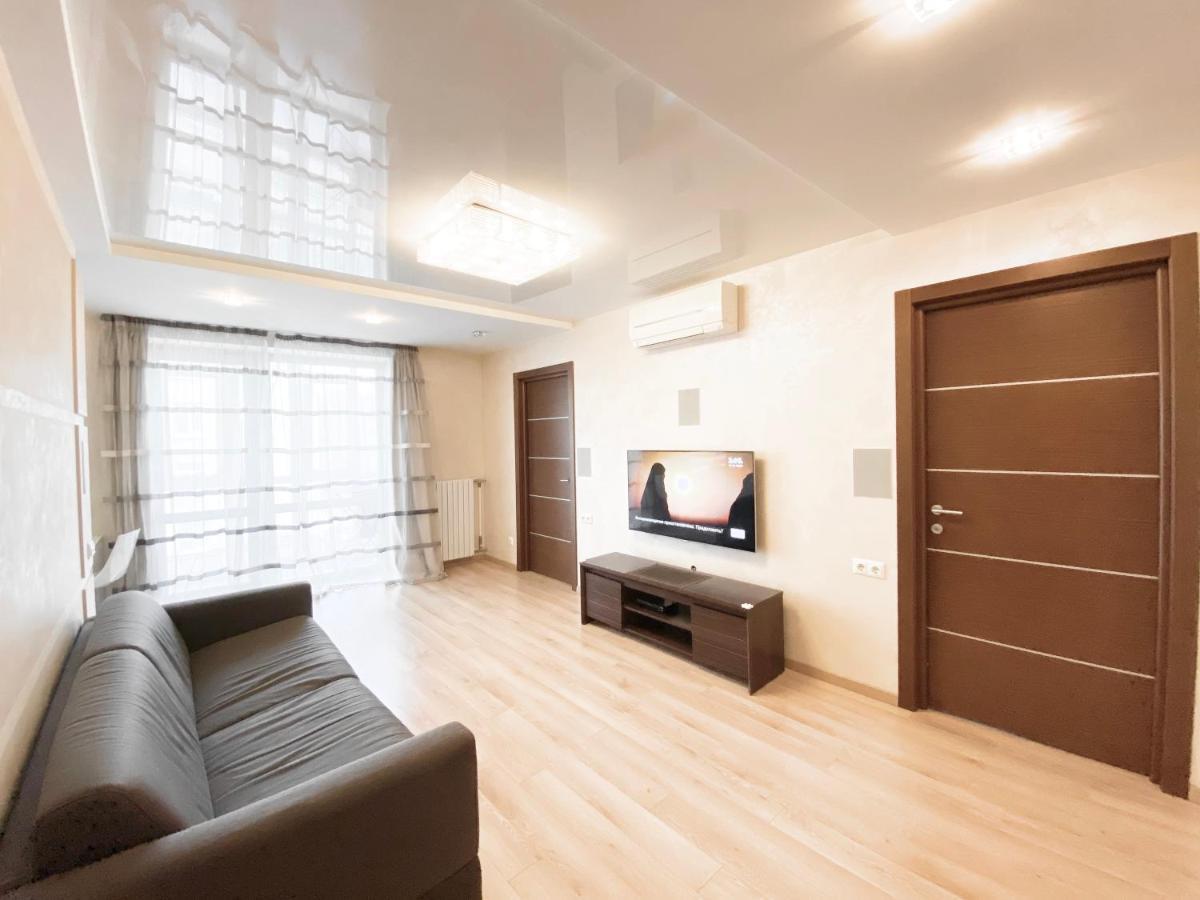 2-Bedroom Apartment Most City Area, Ekaterynoslav Square 드네프로페트로프스크 외부 사진