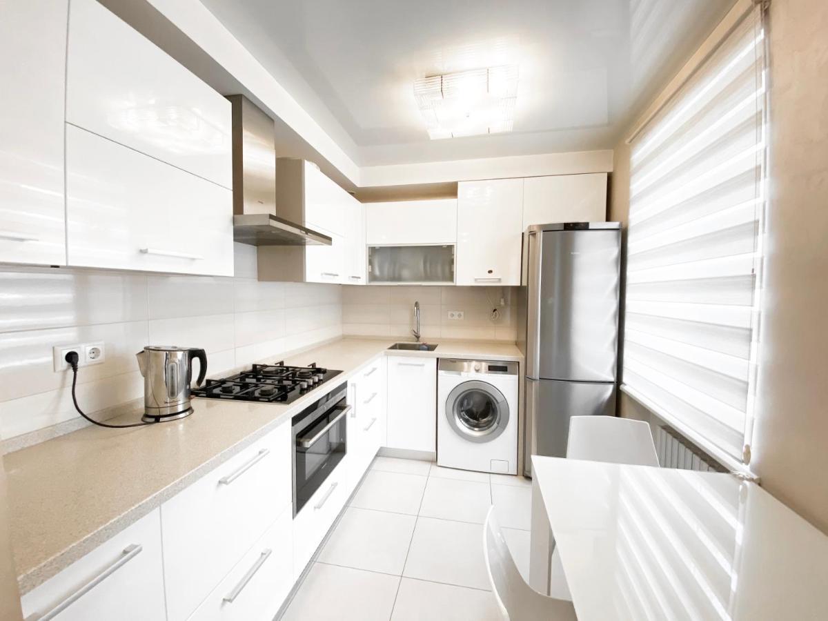 2-Bedroom Apartment Most City Area, Ekaterynoslav Square 드네프로페트로프스크 외부 사진