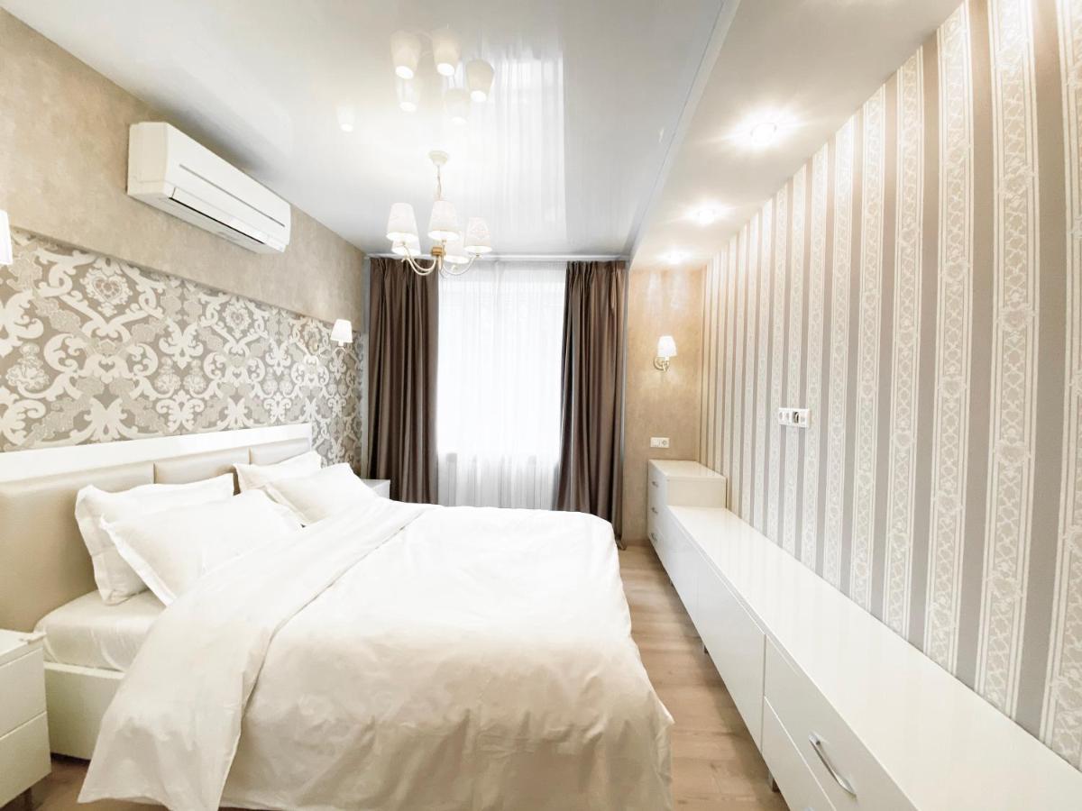 2-Bedroom Apartment Most City Area, Ekaterynoslav Square 드네프로페트로프스크 외부 사진