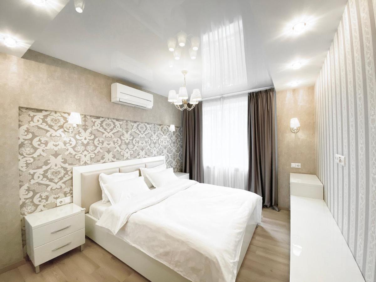 2-Bedroom Apartment Most City Area, Ekaterynoslav Square 드네프로페트로프스크 외부 사진